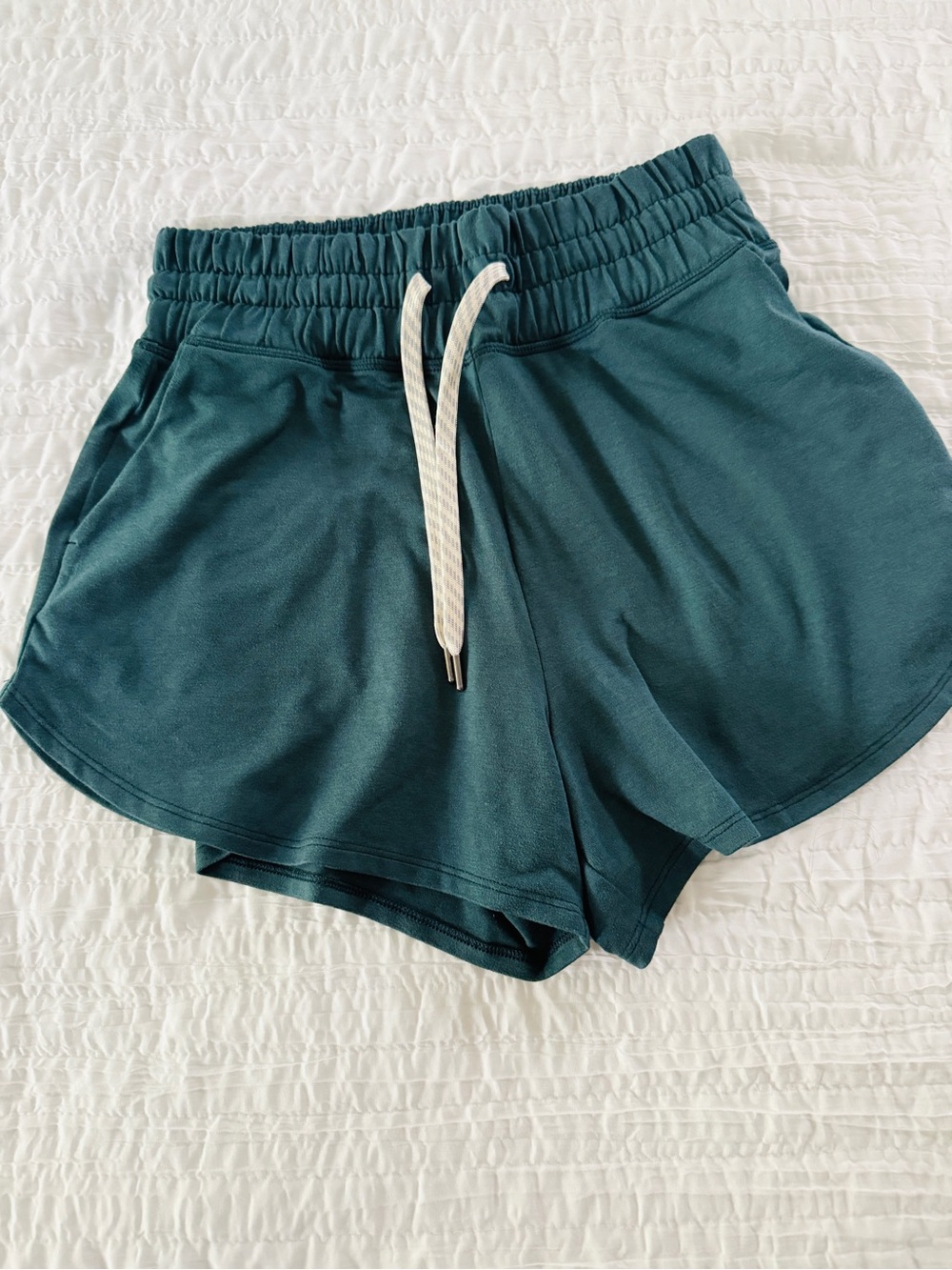 Vuori Halo performance shorts